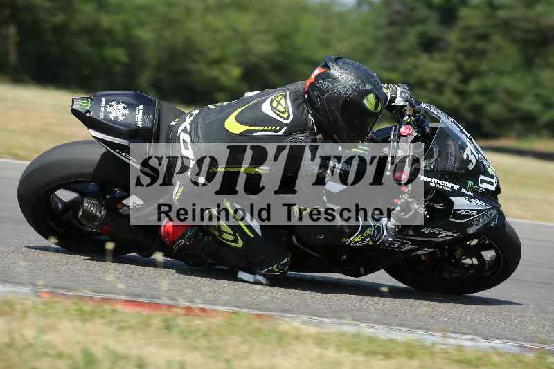 /Archiv-2023/28 05.06.2023 Moto Club Anneau du Rhin/rouge-expert/19